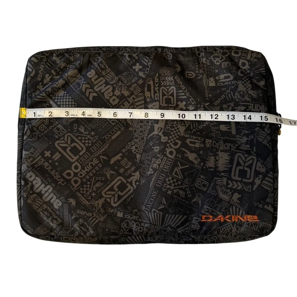 Dakine Laptop Sleeve 15 Inch Black Grey Padded Case Orange Lining Protective